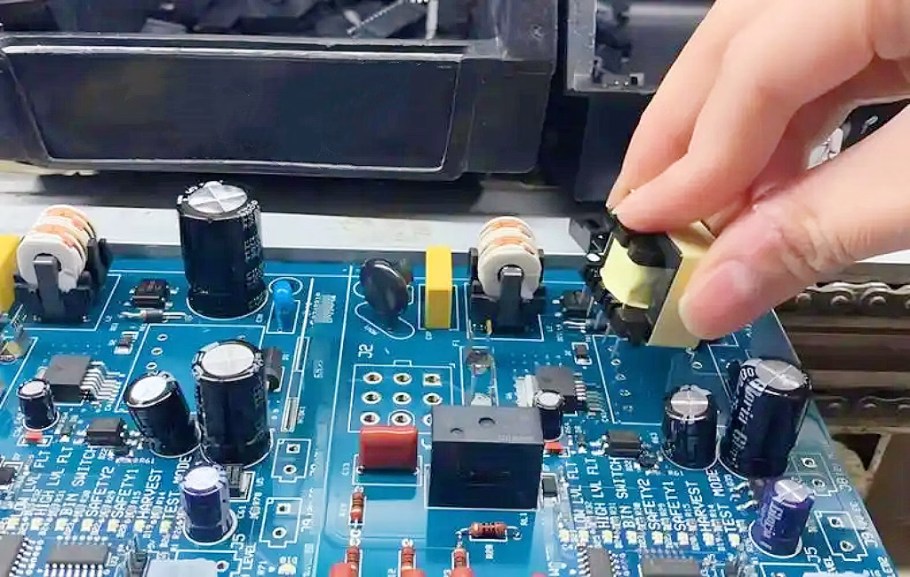 The DIP Production Process Is Used in PCB Factories